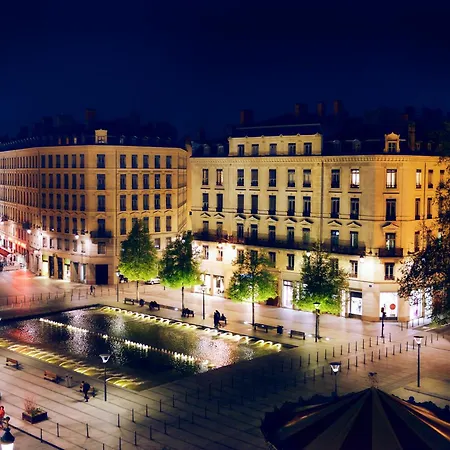 Carlton - Mgallery Collection Hotel 4*