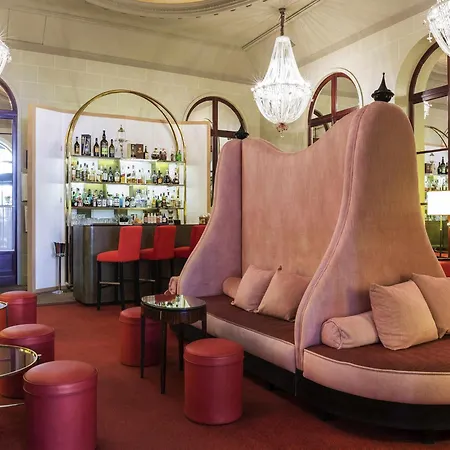 Carlton - Mgallery Collection