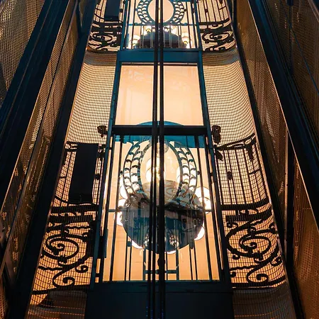 Carlton - Mgallery Collection Hotel 4*